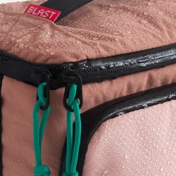 Trousse de toilette suspendue 4,5L BLAST - Rose - zoom fermeture